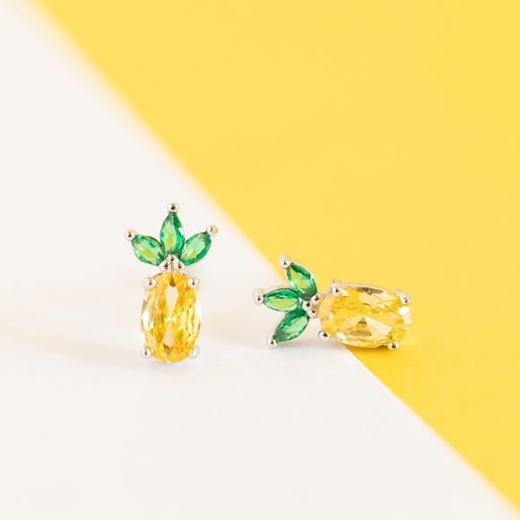 Sweet Pineapple Studs (S925) - Only 2 left! - Picture 6 of 11